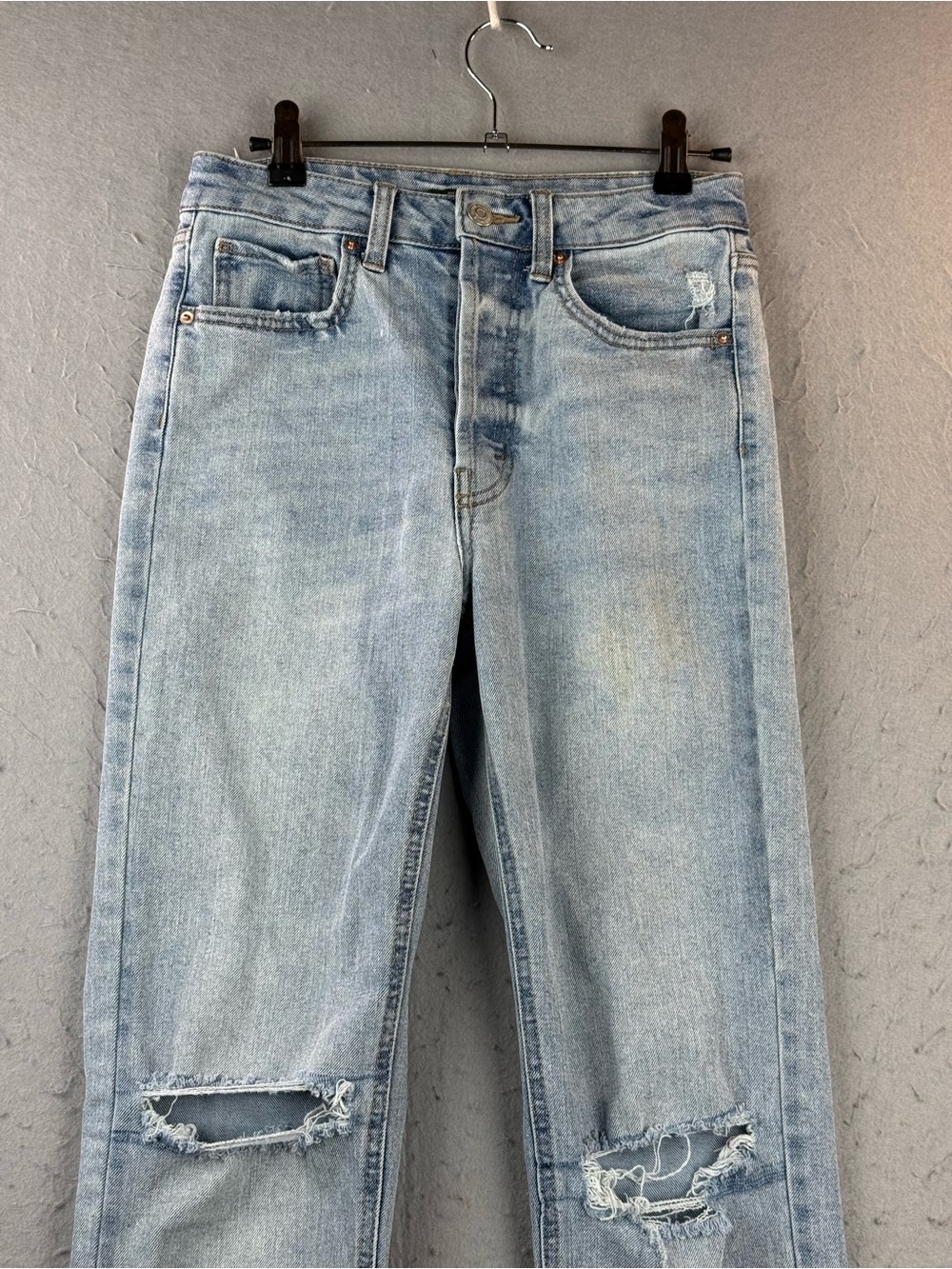 Wild Fable Light Blue High Rise Straight-Leg Ripped Jeans - Picture 8 of 8